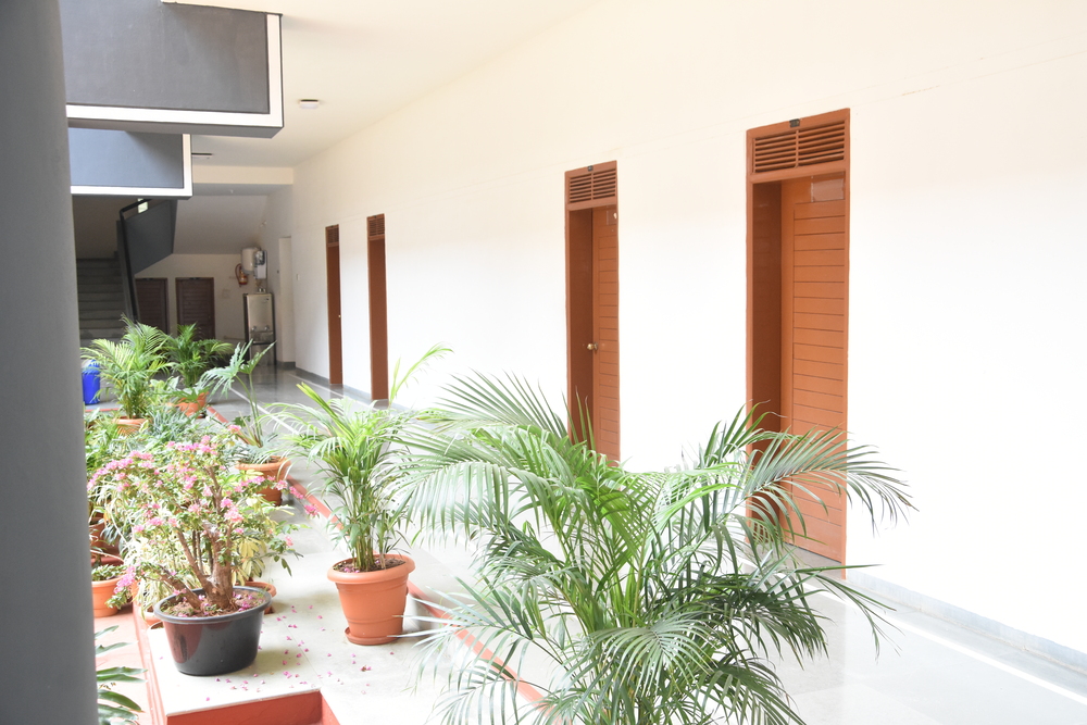 Corridors and doors 